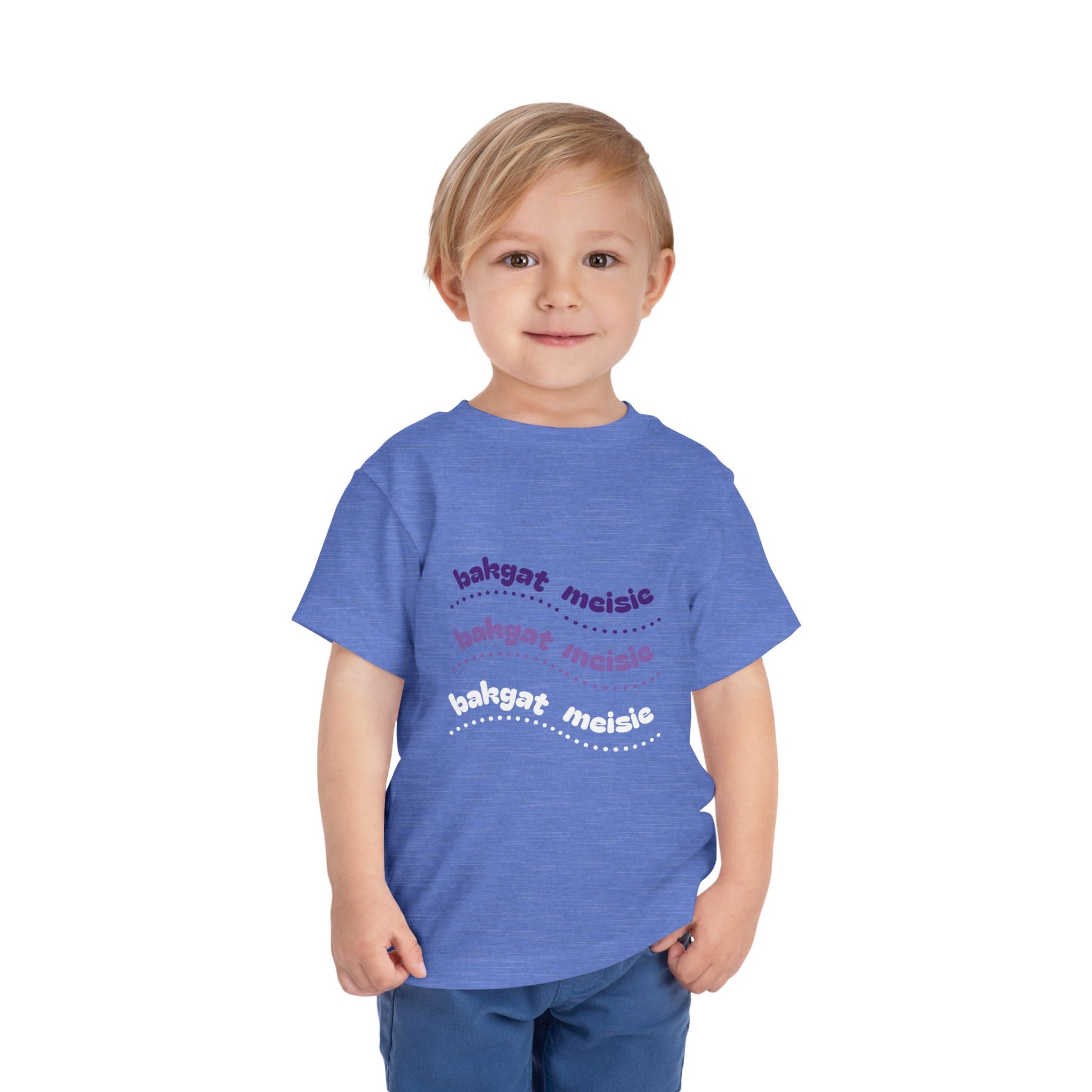 Bakgat Meisie Toddler Tee – “Made in RSA, Running on Coke & Chutney” | Playful Short Sleeve Shirt for Little Legends